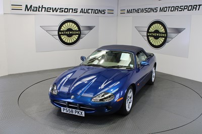 Lot 804 - 1996 JAGUAR XK8 CONVERTIBLE AUTO
