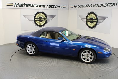 Lot 208 - 1996 JAGUAR XK8 CONVERTIBLE AUTO