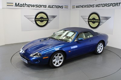 Lot 208 - 1996 JAGUAR XK8 CONVERTIBLE AUTO