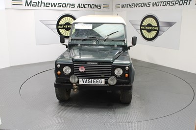 Lot 882 - 2002 LAND ROVER DEFENDER 110 COUNTY TD5