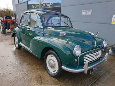 Lot 205 - 1958 MORRIS MINOR SALOON
