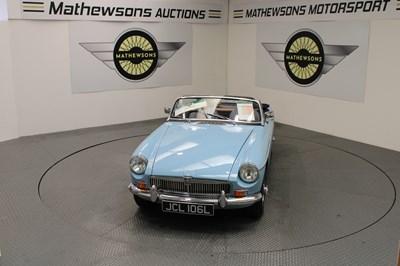 Lot 870 - 1972 MG ROADSTER