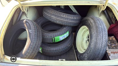 Lot 880 - 1964 FORD ZEPHYR/ZODIAC MK II