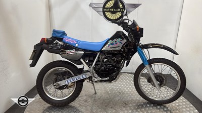 Lot 644 - 1998 KAWASAKI KL250-D11