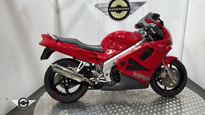Lot 868 - 1997 HONDA VFR 750 F