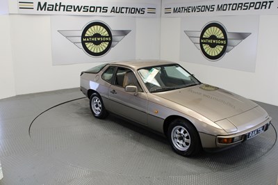 Lot 814 - 1981 PORSCHE 924