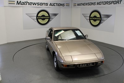 Lot 814 - 1981 PORSCHE 924