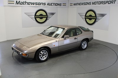 Lot 814 - 1981 PORSCHE 924