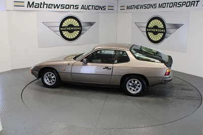 Lot 814 - 1981 PORSCHE 924