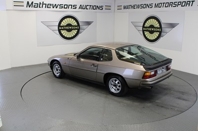 Lot 814 - 1981 PORSCHE 924