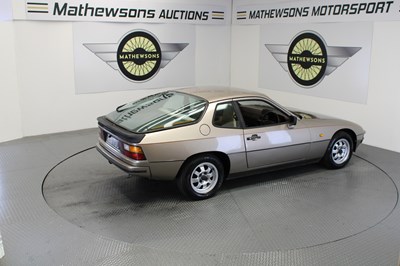 Lot 814 - 1981 PORSCHE 924