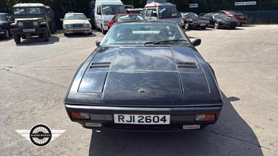 Lot 840 - 1986 LOTUS EXCEL SE