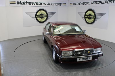 Lot 203 - 1993 JAGUAR SOVEREIGN 4.0 AUTO