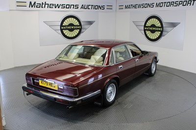 Lot 203 - 1993 JAGUAR SOVEREIGN 4.0 AUTO