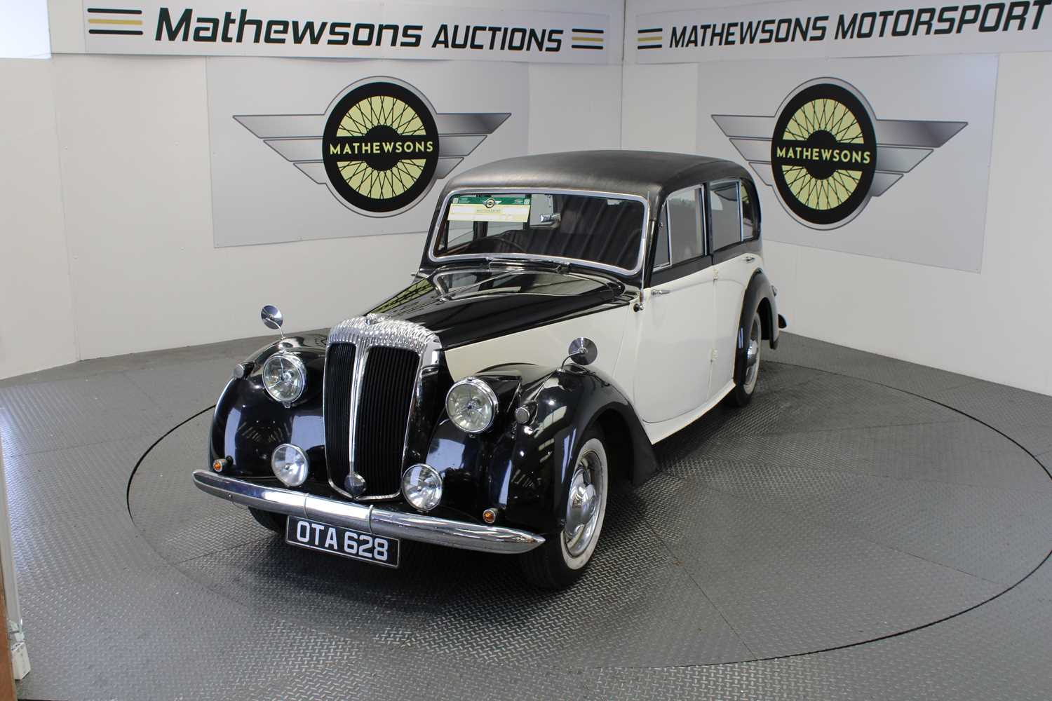 1952 DAIMLER