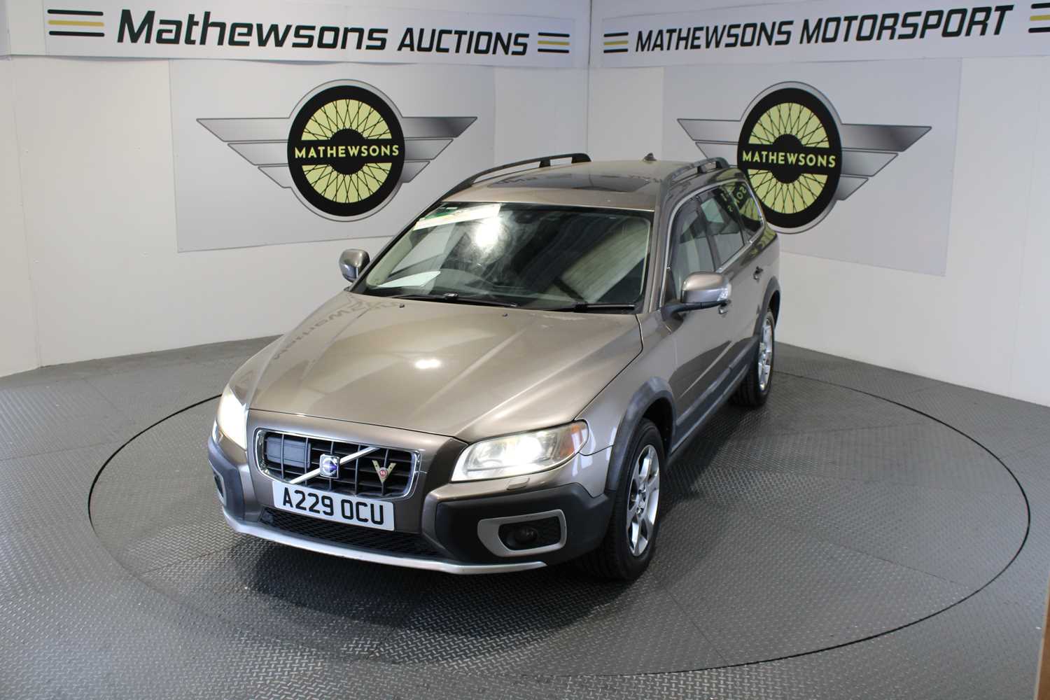 2007 VOLVO XC70 SE LUX A