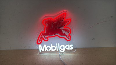 Lot 409 - REPRO MOBILE GAS NEON SIGN 13" TALL