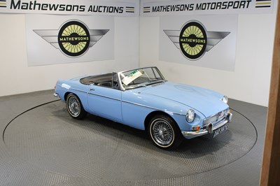Lot 854 - 1965 MG B
