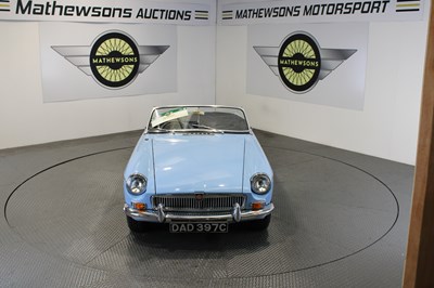 Lot 854 - 1965 MG B