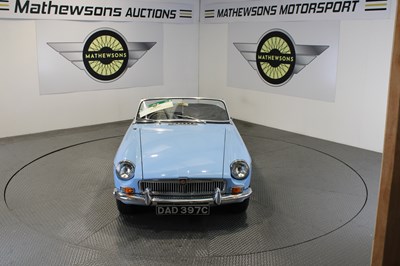 Lot 854 - 1965 MG B
