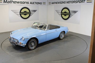 Lot 854 - 1965 MG B