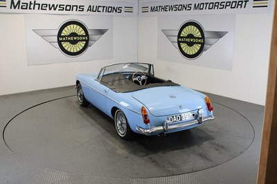 Lot 854 - 1965 MG B
