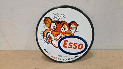 Lot 417 - ESSO PUT A TIGER IN YOUR TANK , REPRO ENAMEL SIGN 12" DIA