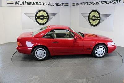 Lot 855 - 1998 MERCEDES SL 280 AUTO