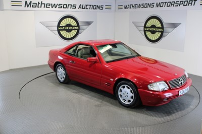 Lot 855 - 1998 MERCEDES SL 280 AUTO