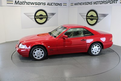 Lot 855 - 1998 MERCEDES SL 280 AUTO