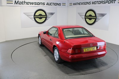 Lot 855 - 1998 MERCEDES SL 280 AUTO
