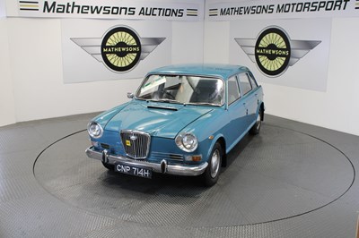 Lot 53 - 1970 WOLSELEY 18/85
