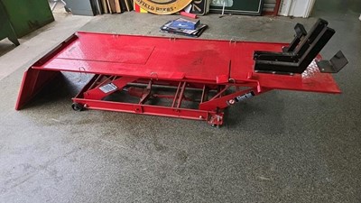 Lot 243 - CLARKE MOTORCYCLE LIFT
