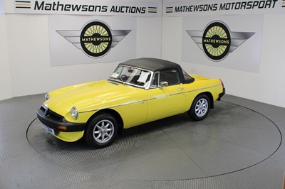 Lot 27 - 1980 MG B