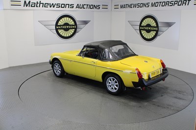 Lot 27 - 1980 MG B