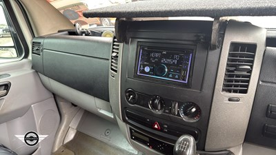 Lot 837 - 2010 VOLKSWAGEN CRAFTER 35 BLUE TDI 109 L
