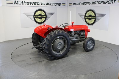 Lot 12 - 1963 MASSEY FERGUSON 35X
