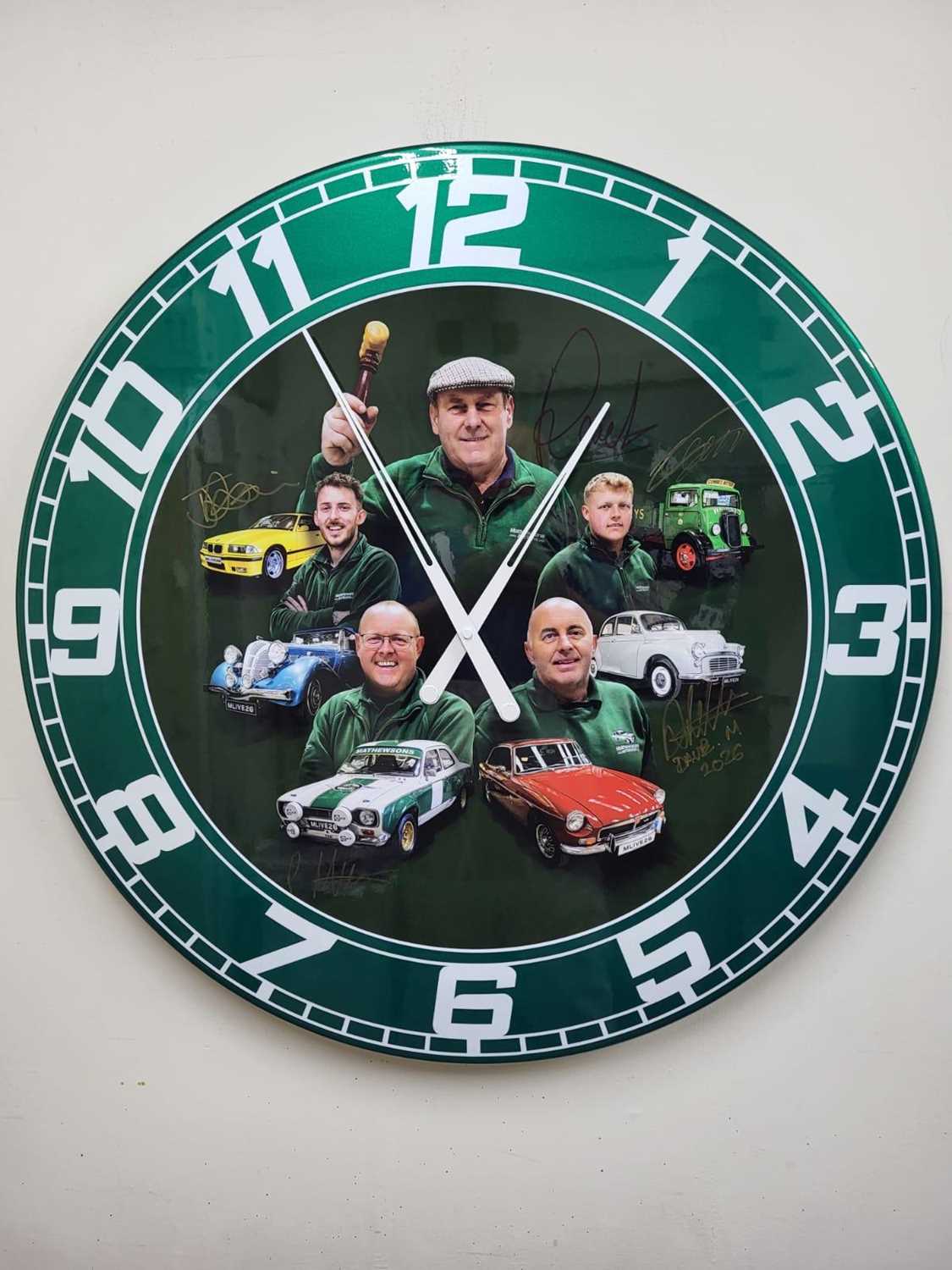 Lot 81 - HANDMADE 32" DIA SIGNED , MATHEWSONS LIVE CLOCK