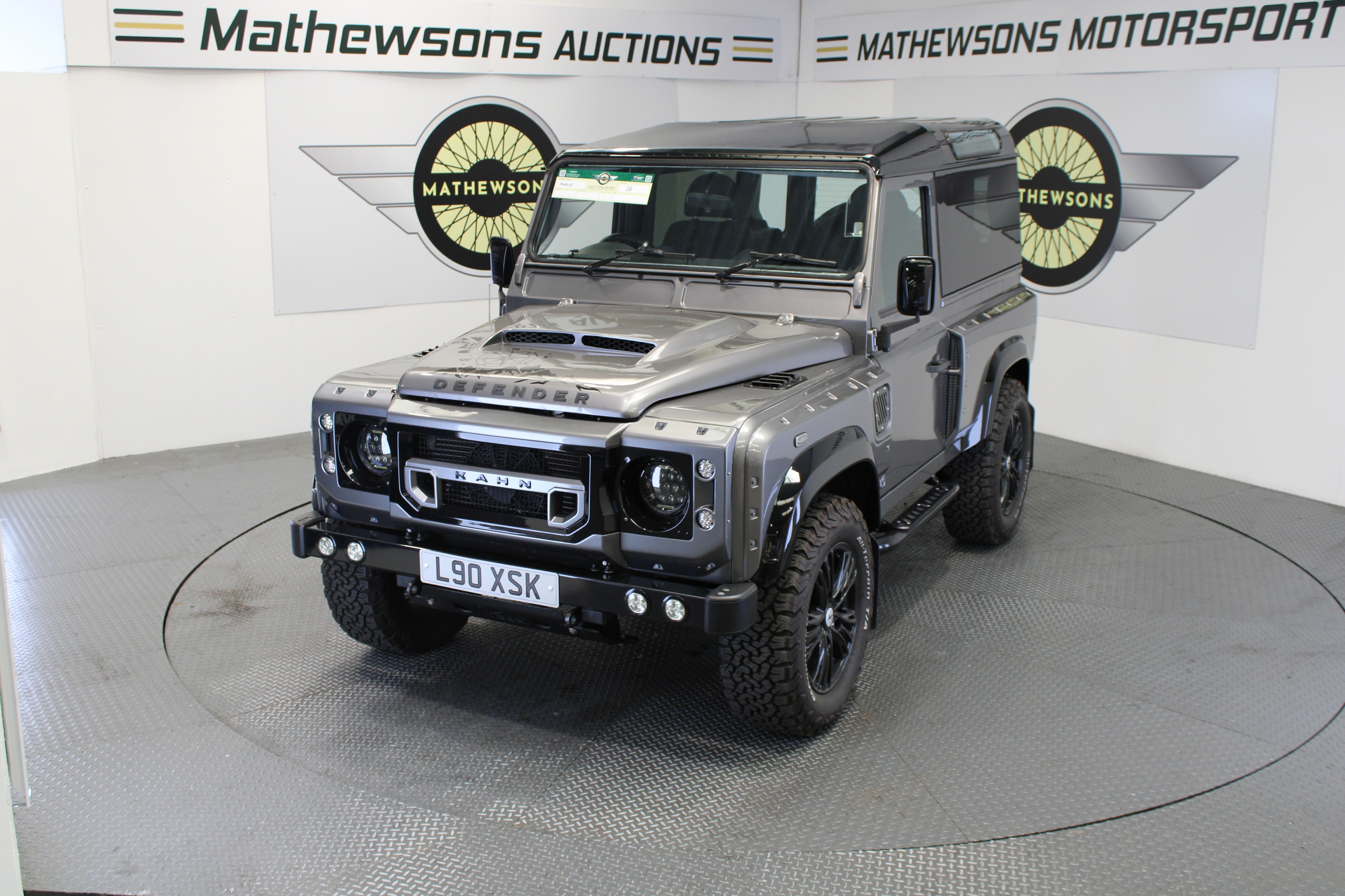 2010 LAND ROVER DEFENDER 90 XS SW SWB