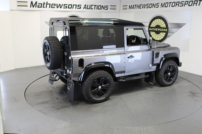 Lot 28 - 2010 LAND ROVER DEFENDER 90 XS SW SWB