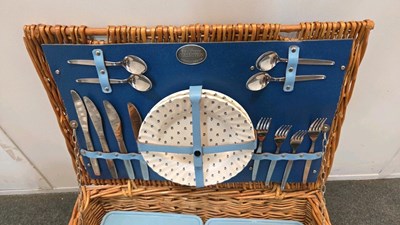 Lot 79 - OPTIMA WICKER PICNIC BASKET