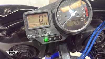 Lot 52 - 1999 YAMAHA YZF-R1