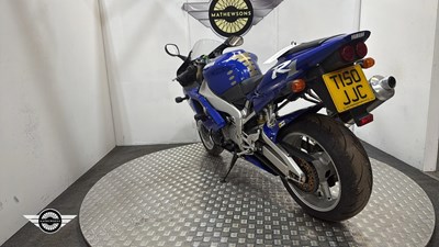 Lot 52 - 1999 YAMAHA YZF-R1
