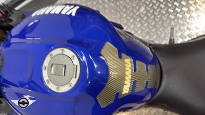 Lot 52 - 1999 YAMAHA YZF-R1