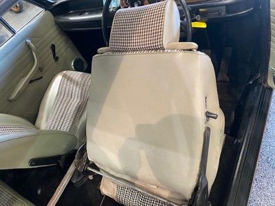 Lot 317 - 1974 BMW 2002 CABRIOLET