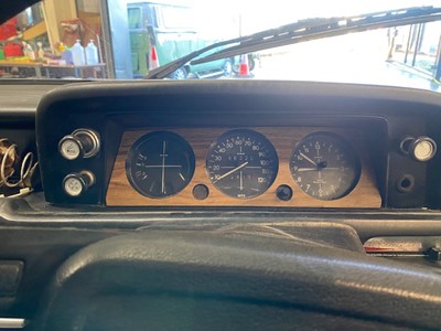 Lot 317 - 1974 BMW 2002 CABRIOLET