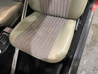 Lot 317 - 1974 BMW 2002 CABRIOLET