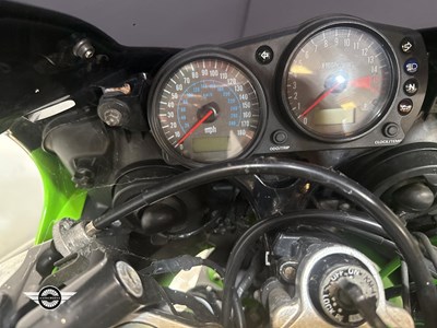Lot 94 - 2001 KAWASAKI ZX600-J1