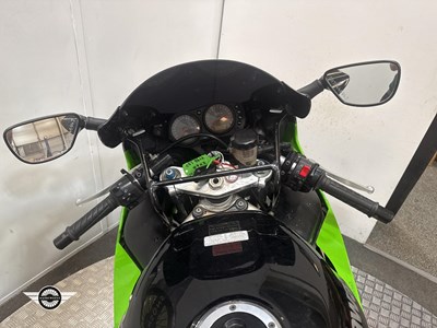 Lot 94 - 2001 KAWASAKI ZX600-J1