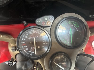 Lot 47 - 1997 DUCATI 748